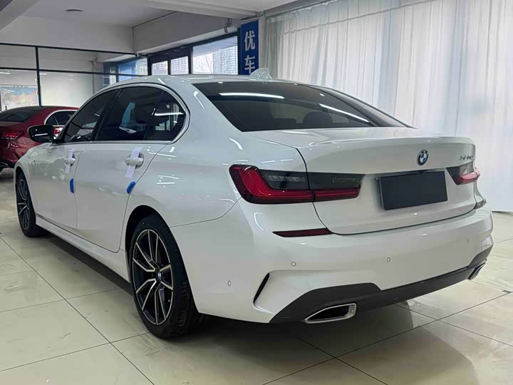 Фото 4 - BMW 3 Series