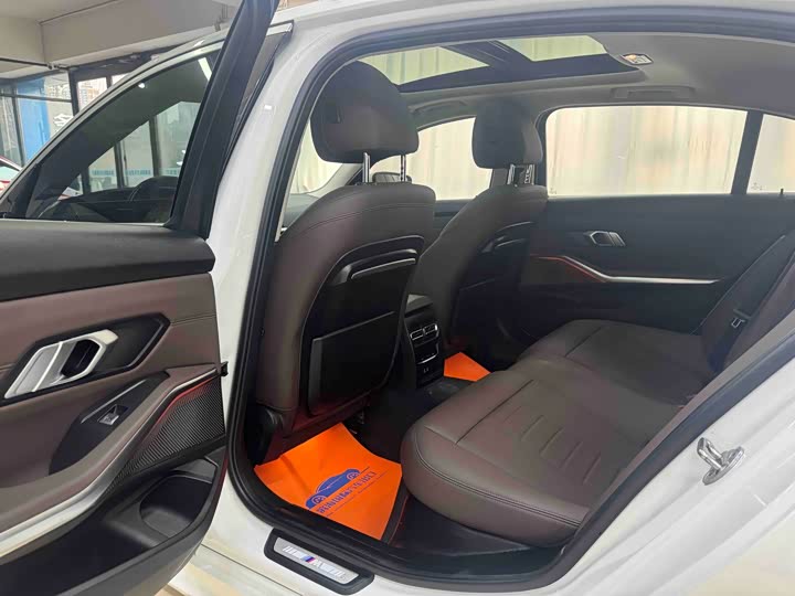 Фото 8 - BMW 3 Series