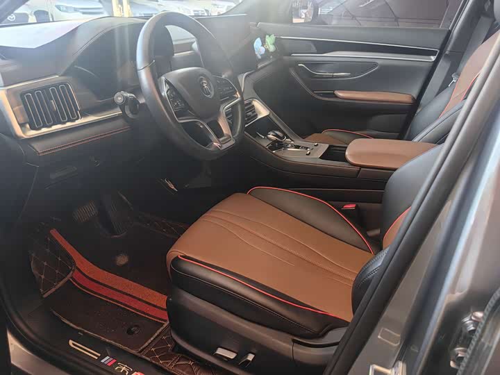 Фото 6 - BYD Song Plus