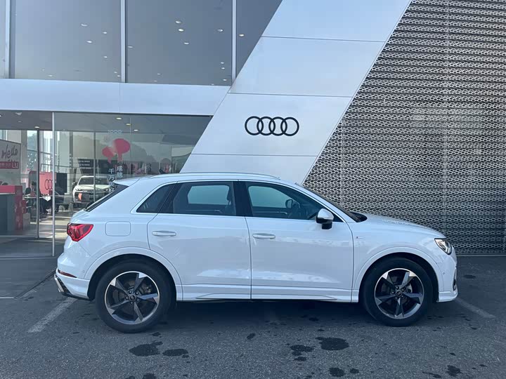 Фото 5 - Audi Q3