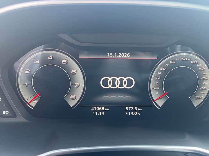 Фото 6 - Audi Q3