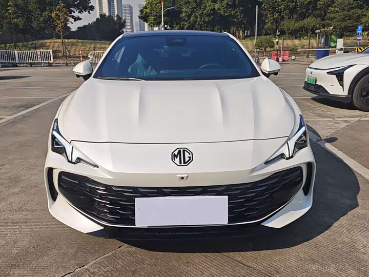 Фото 2 - MG Motor 7