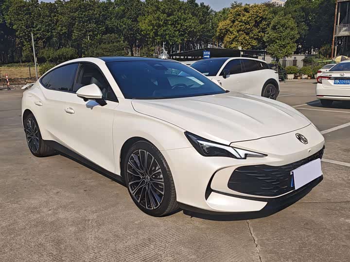 Фото 3 - MG Motor 7