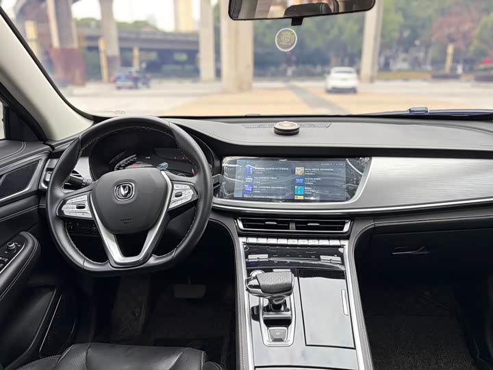 Фото 8 - Changan CS85 Coupe