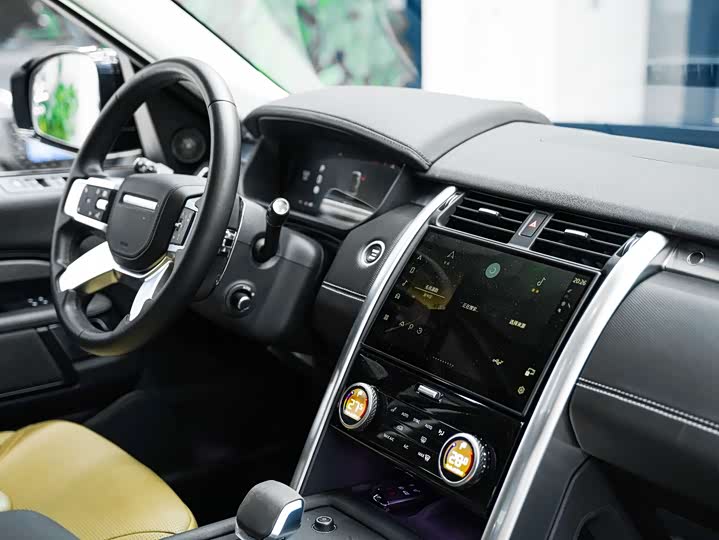 Фото 9 - Land Rover Discovery