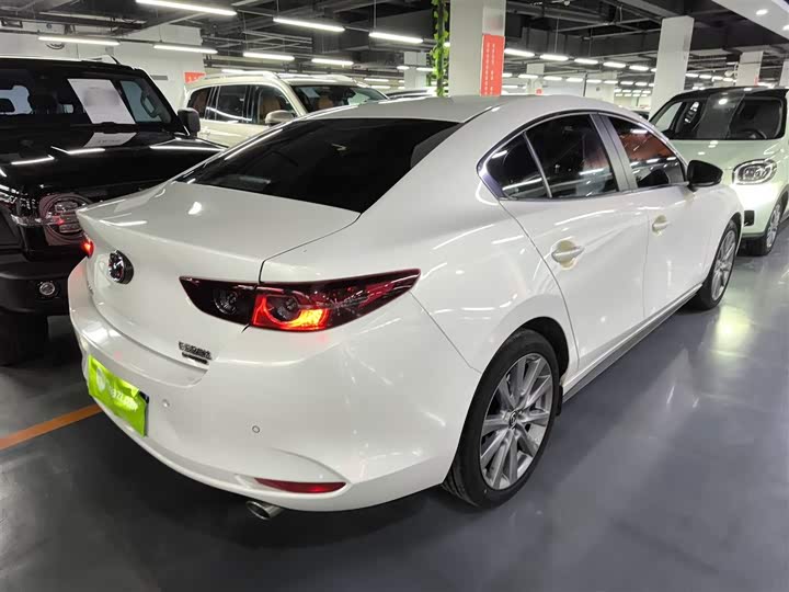 Фото 7 - Mazda 3 (Axela)