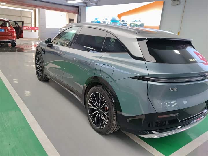 Фото 5 - Zeekr 7X