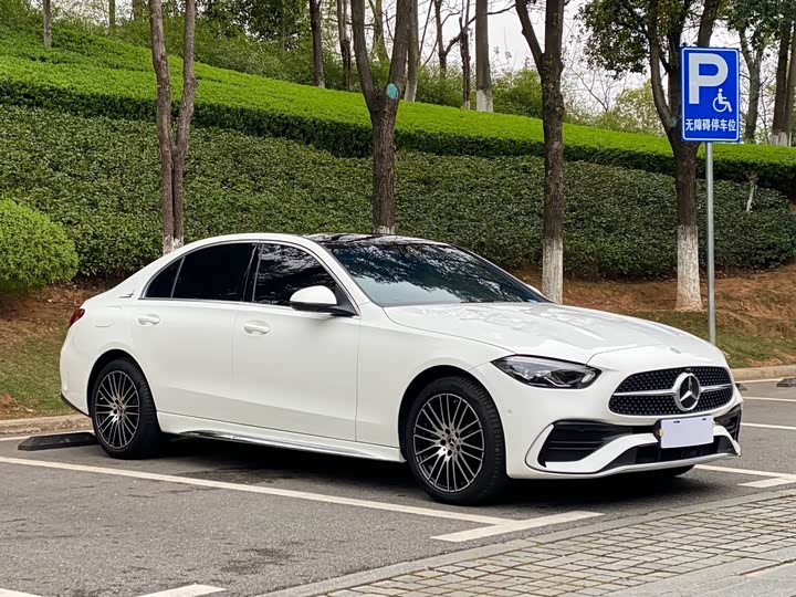 Фото 3 - Mercedes-Benz C-Class