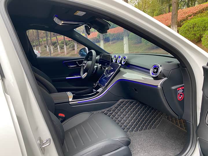 Фото 7 - Mercedes-Benz C-Class