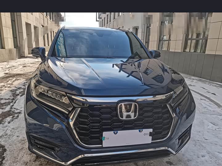 Фото 2 - Honda UR-V