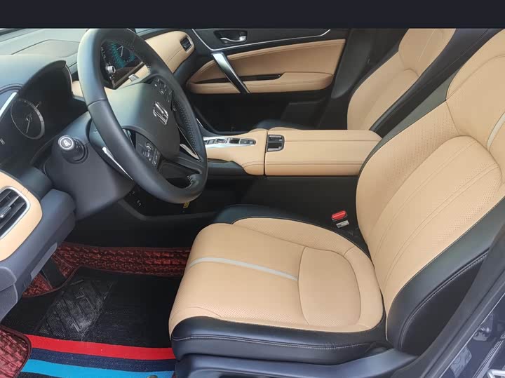 Фото 6 - Honda UR-V