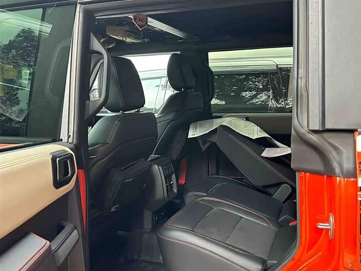 Фото 4 - Ford Bronco