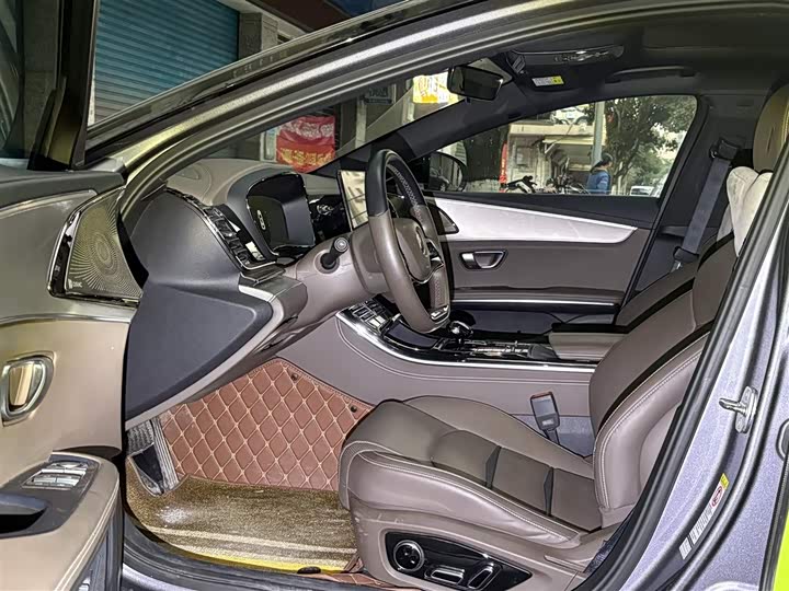 Фото 4 - BYD Han