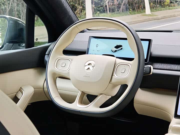 Фото 4 - Nio ES6