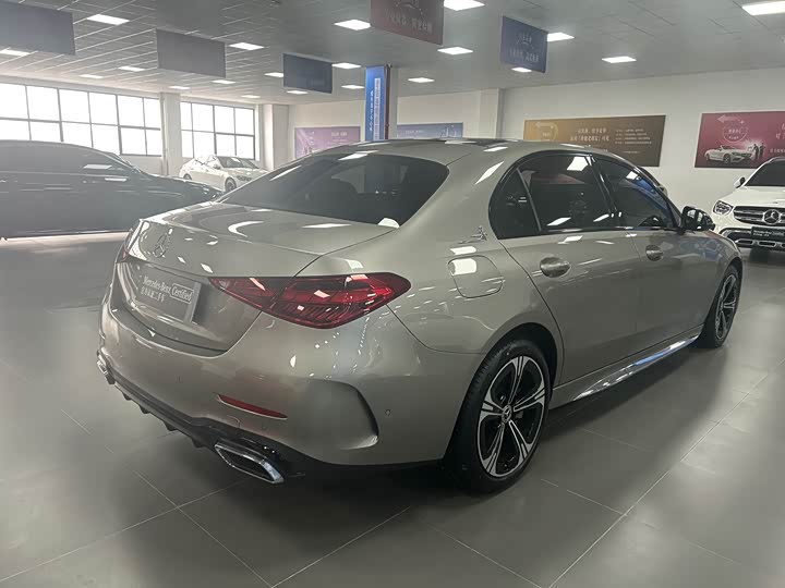 Фото 9 - Mercedes-Benz C-Class