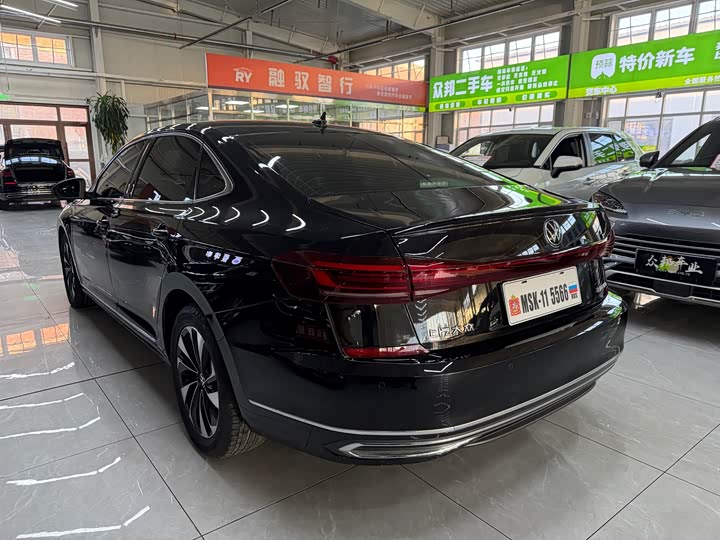 Фото 6 - Volkswagen Passat