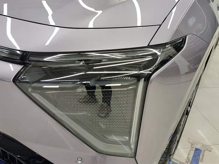 Фото 5 - HiPhi Y