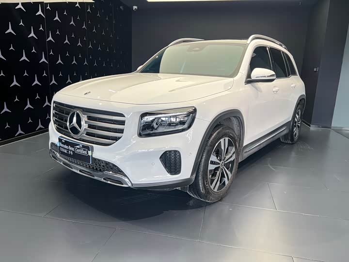 Фото 1 - Mercedes-Benz GLB-Class