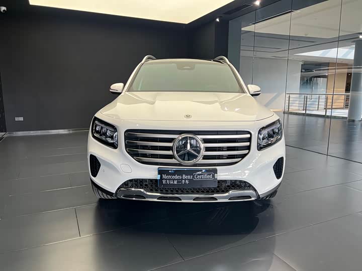 Фото 2 - Mercedes-Benz GLB-Class