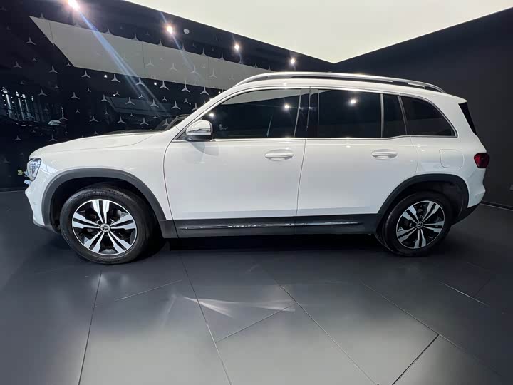 Фото 3 - Mercedes-Benz GLB-Class