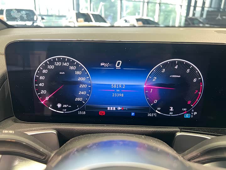 Фото 7 - Mercedes-Benz GLB-Class