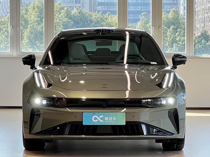 Фото 2 - Zeekr 001