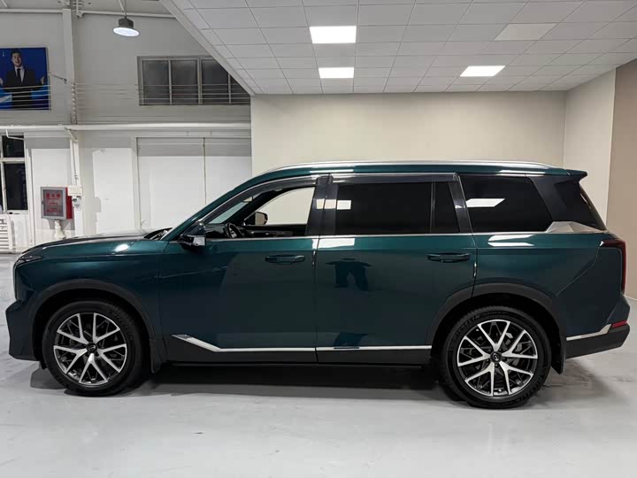 Фото 7 - GAC Trumpchi GS8