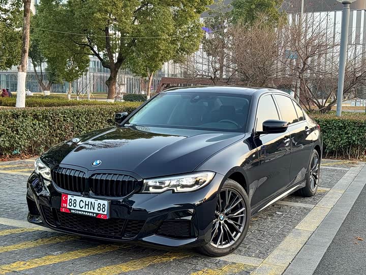 Фото 1 - BMW 3 Series