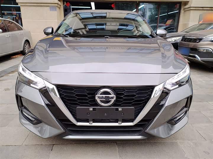 Фото 3 - Nissan Sylphy