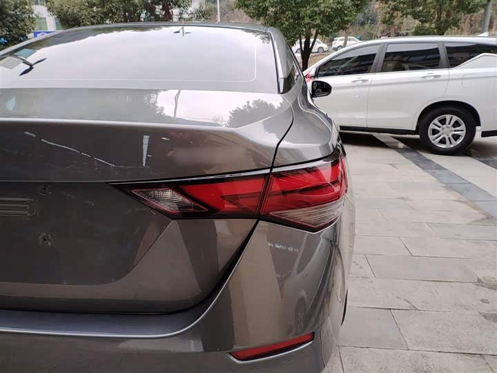 Фото 8 - Nissan Sylphy