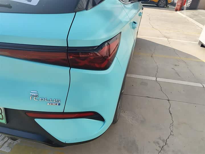 Фото 8 - BYD Yuan Plus