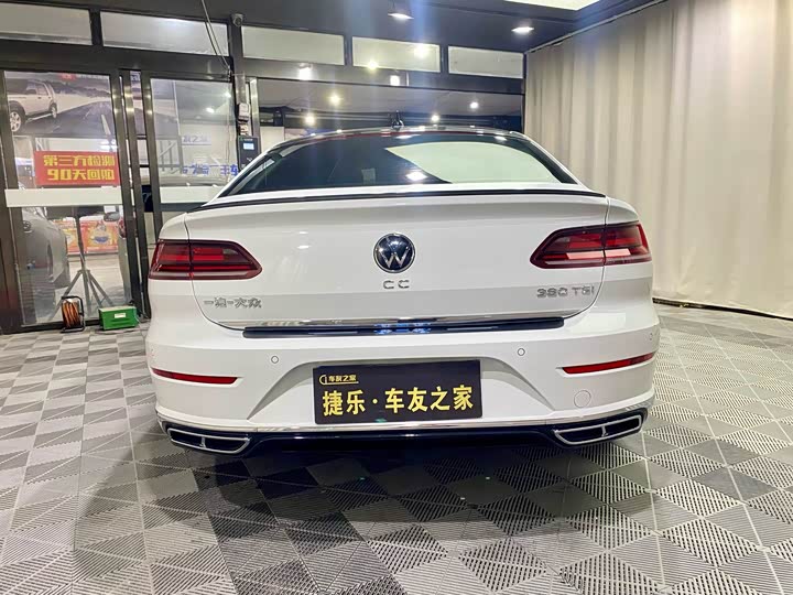 Фото 6 - Volkswagen CC