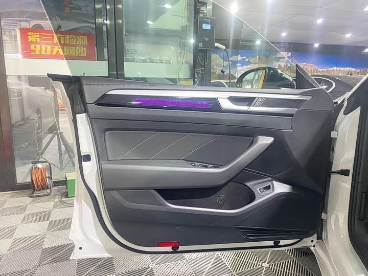 Фото 8 - Volkswagen CC