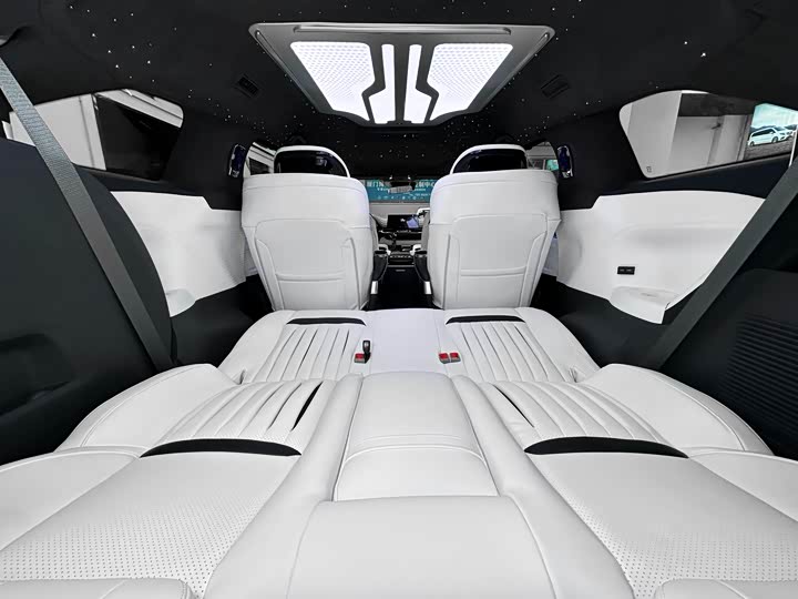 Фото 7 - Toyota Granvia