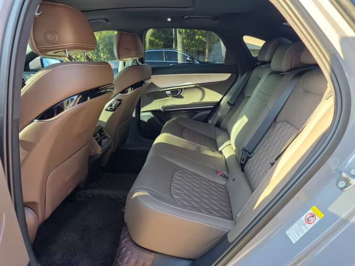 Фото 6 - BYD Han