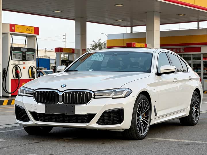 Фото 1 - BMW 5 Series