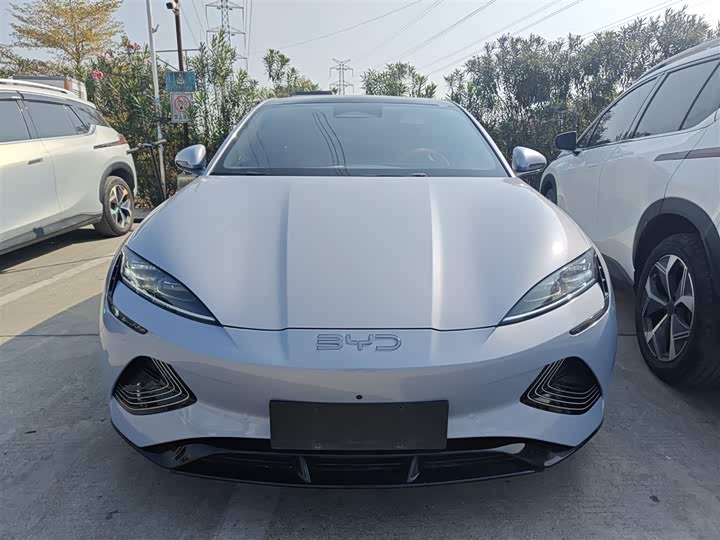 Фото 3 - BYD Seal