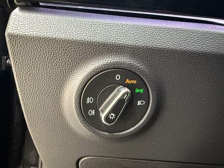 Фото 9 - Volkswagen Tayron