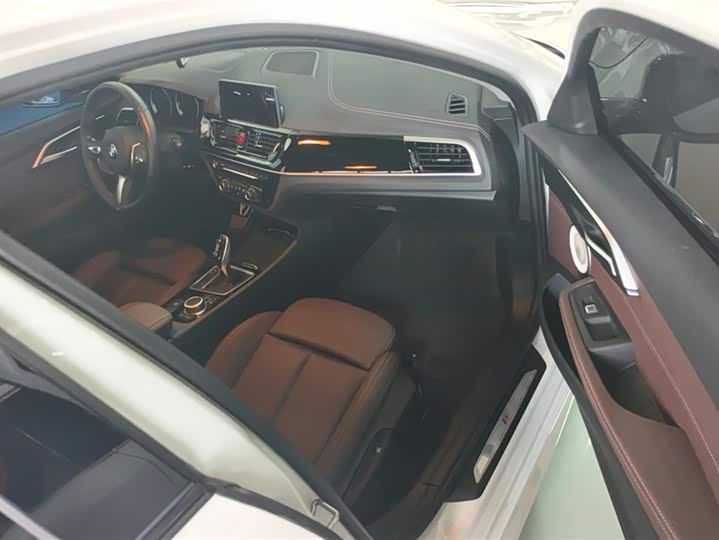 Фото 8 - BMW 1 Series