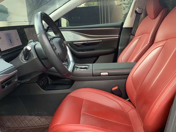 Фото 5 - XPeng P7