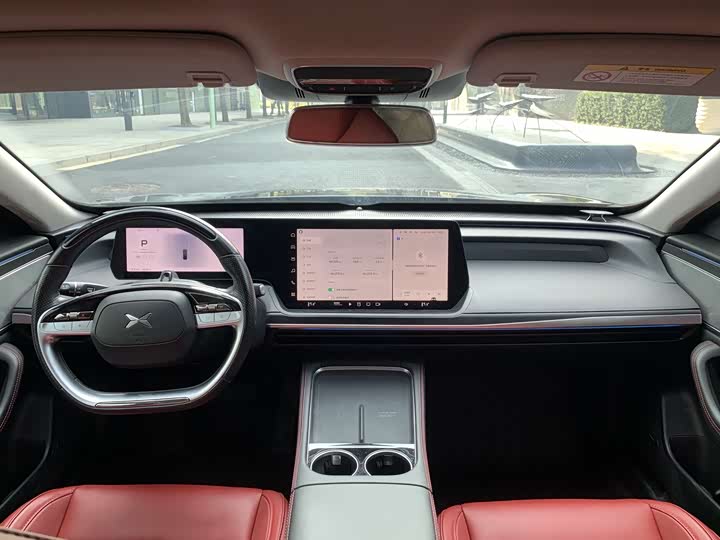 Фото 7 - XPeng P7