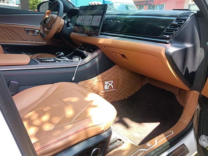 Фото 8 - BYD Han