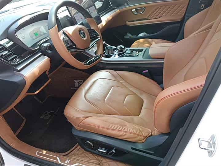 Фото 9 - BYD Han