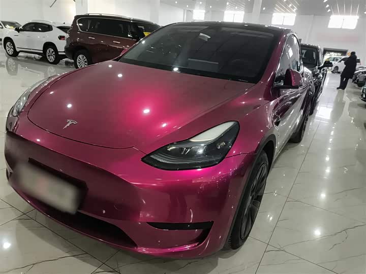 Фото 2 - Tesla Model Y