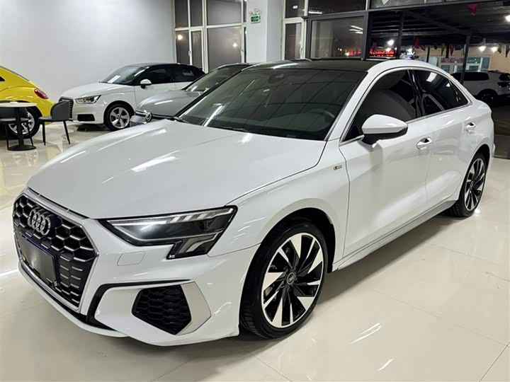 Фото 2 - Audi A3