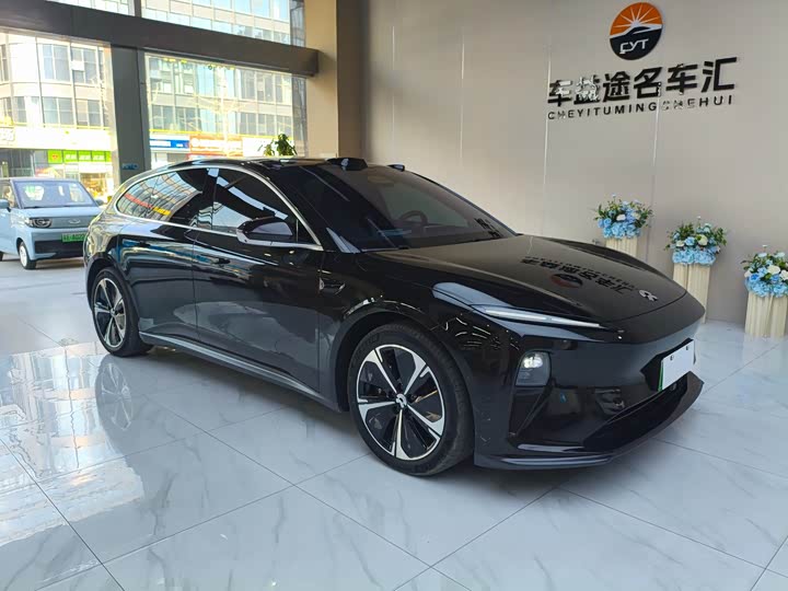 Фото 3 - Nio ET5T