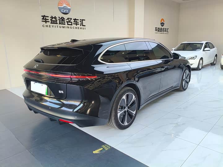 Фото 6 - Nio ET5T