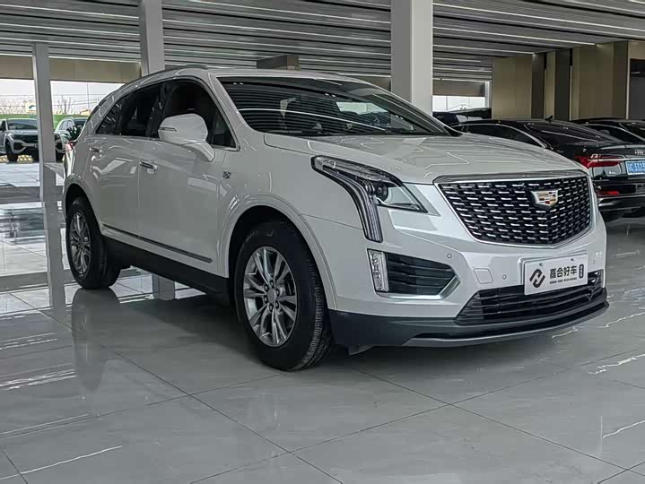 Фото 3 - Cadillac XT5