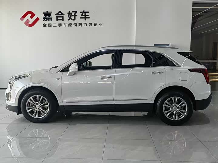 Фото 4 - Cadillac XT5