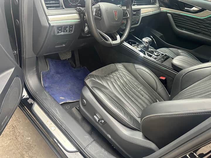 Фото 4 - Hongqi HS5